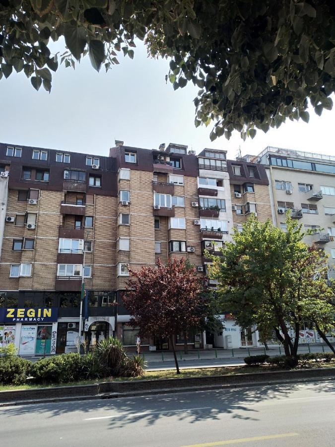 Skopje City Center Red Apartment Eksteriør billede